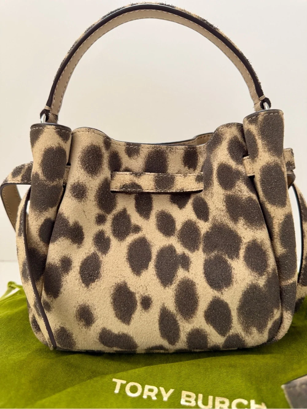 NWOT Tory Burch Mini Romy Suede Bucket Bag – Cheetah Leopard Print Crossbody